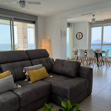 Exclusive On The First Line, Apartment