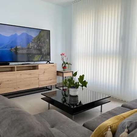 Exclusive On The First Line, Apartment Calpe