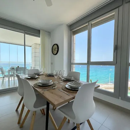 Apartment Exclusive On The First Line,